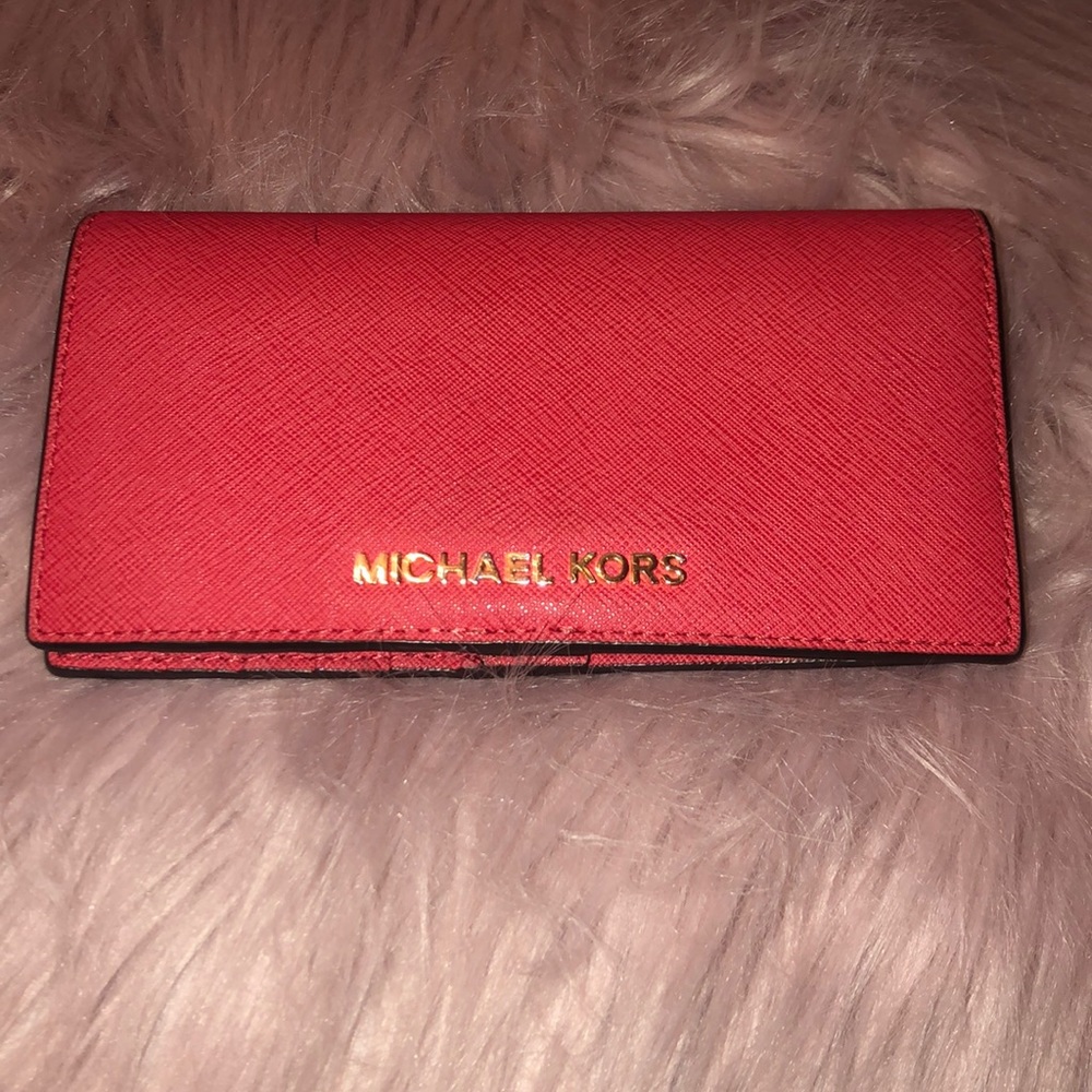Michael kors wallet!